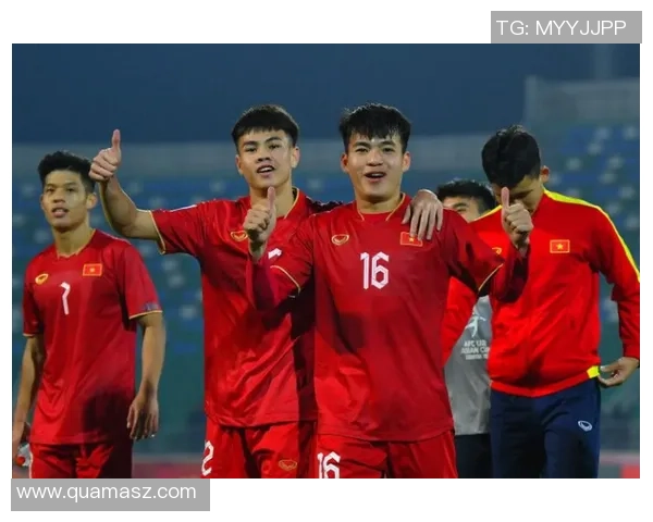 国足迎战乌兹别克斯坦全力争胜力争晋级亚洲杯决赛圈